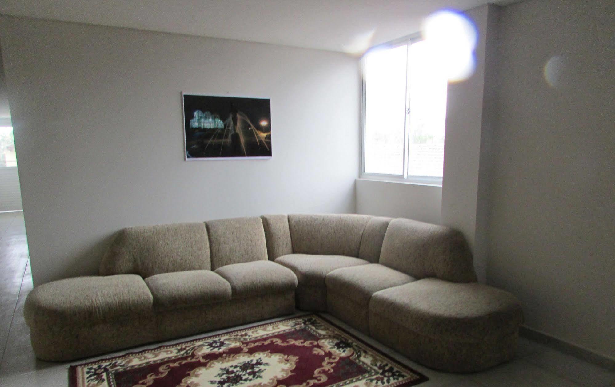 Villa Tata Suites Ltda กูรีตีบา ภายนอก รูปภาพ